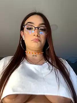 Freechat DaniDusan_ on StripChat