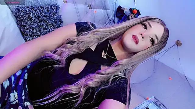 Daniela_Embeer_ on StripChat