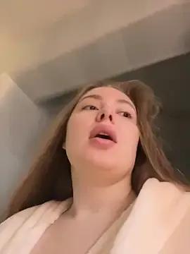 Freechat DeniMilkyyyyy on StripChat