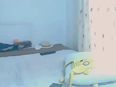 DevineChic on StripChat