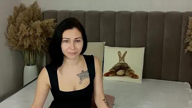 DitaNoir — Sunday kiss