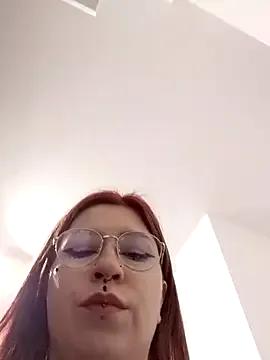 divine_eve on StripChat