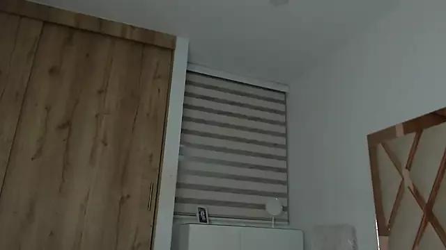 dollface17 on StripChat