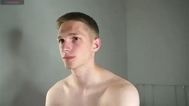 dustyn_fox on StripChat