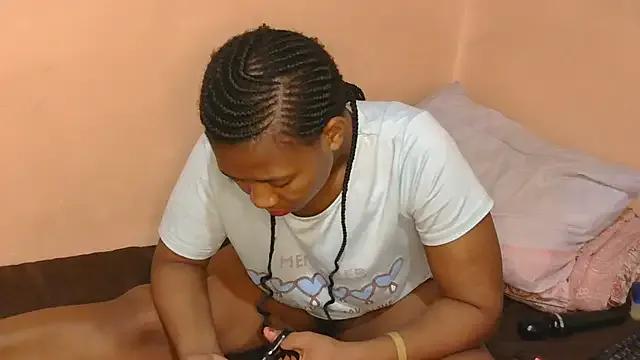 EbonyAlphaBitch on StripChat