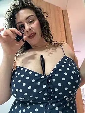 Elizabeth_Dupont on StripChat