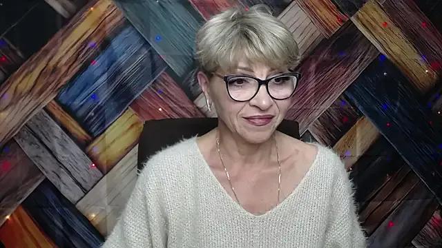 Freechat EllaBonito on StripChat