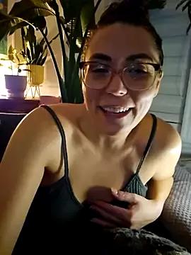 Freechat Ellie-L-Elizabeth on StripChat