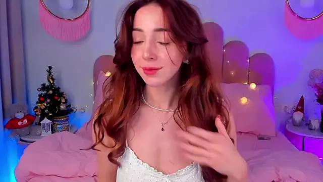 ElsaYoung on StripChat