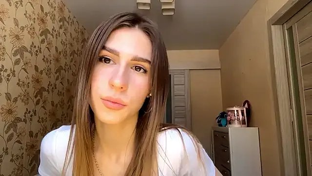 ElsieKuhlmann — Freechat on StripChat