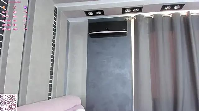 ElvinaRose on StripChat