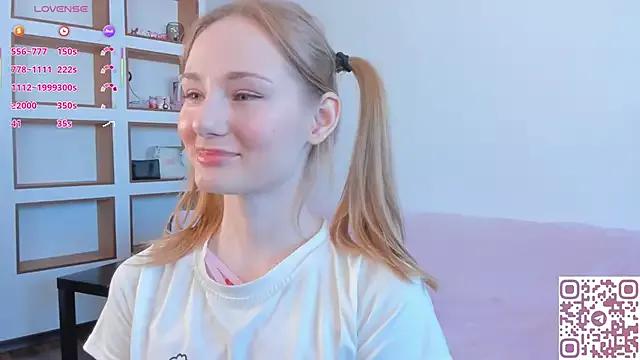 ElvinaRose on StripChat