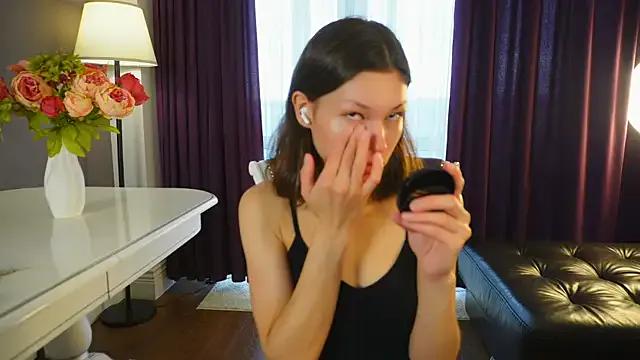 ElwynaBrickell on StripChat