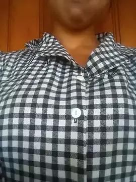 emaame68 on StripChat