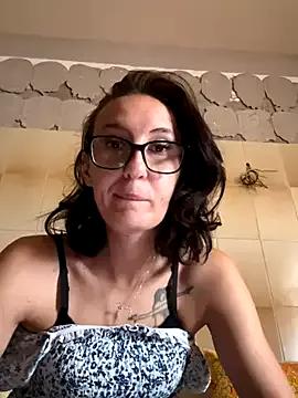 Freechat Emilia_Mausi on StripChat