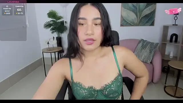 Freechat emily_yeon on StripChat