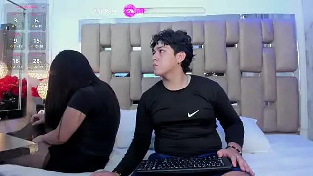 EmilyANDrew_ on StripChat