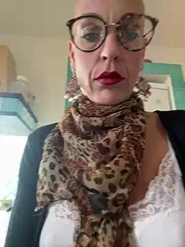 Freechat emprexkala on StripChat