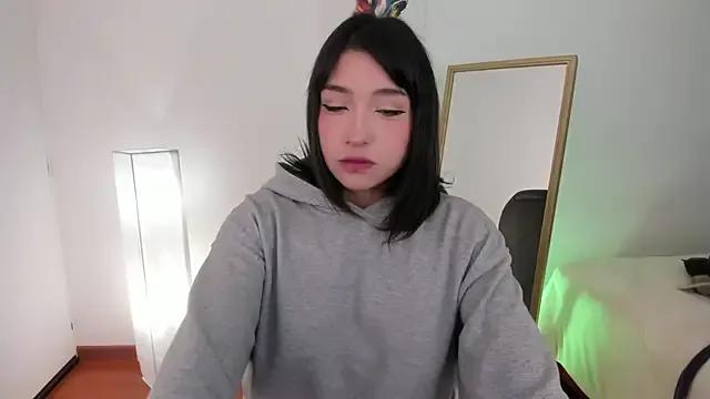 Escarlett_Wii —  cute messy blowjob