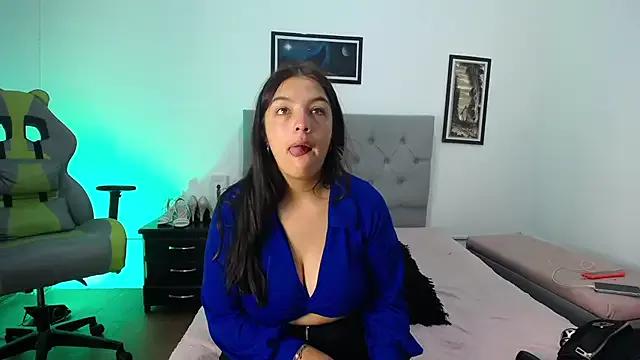 StripChat Esmeraldaa- is Private Esmeraldaa- — rub my juicy clit
