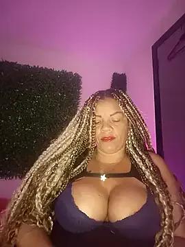 StripChat Eva_Luxei is Private Eva_Luxei — oil on breasts and ice on nipples