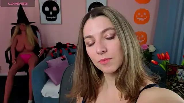 evafolver on StripChat