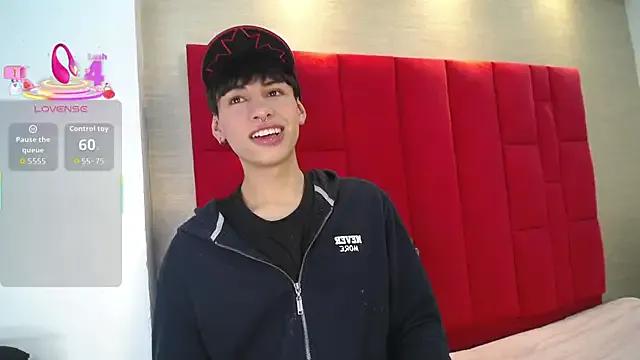 Ezra_Storm on StripChat