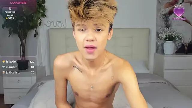 Freechat Felix_Rey on StripChat