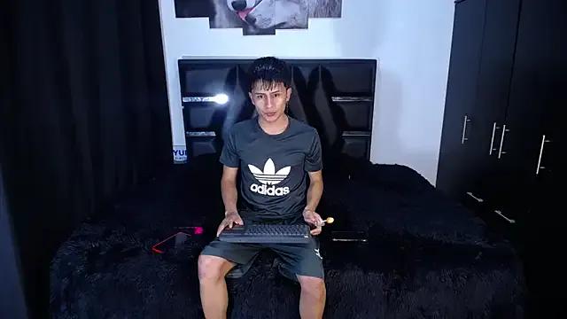 Fernandoo_Oficial on StripChat