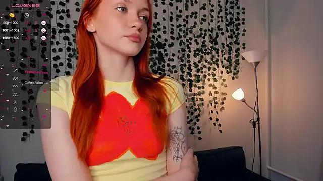 Foxy_blush on StripChat