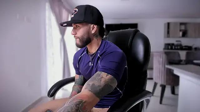 Freechat Frank_Farrell on StripChat