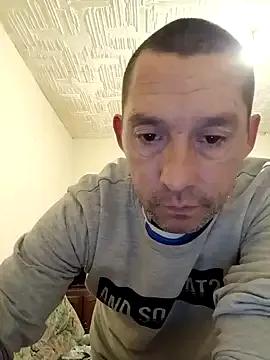 Freechat frederic198 on StripChat