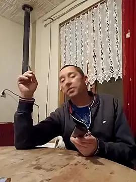 Freechat frederic198 on StripChat