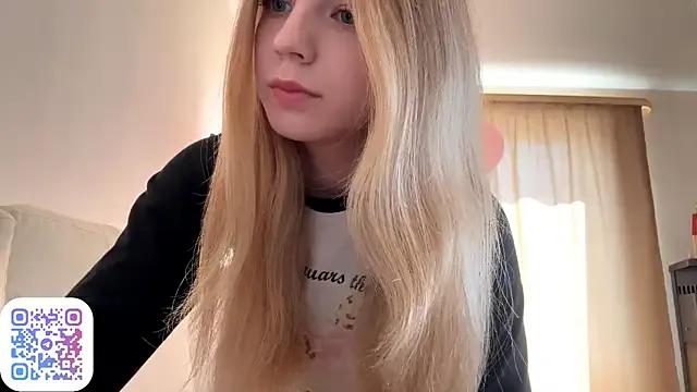 Freechat FruityXo on StripChat