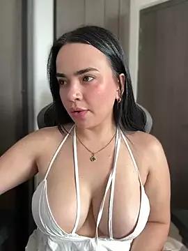 Freechat GeorginaJones on StripChat