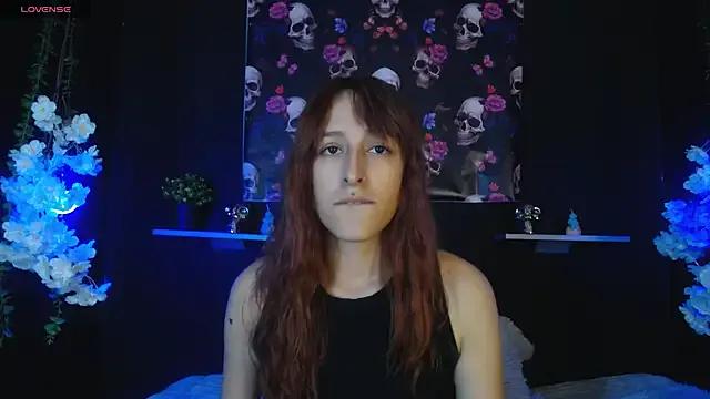 HairyKitty__ on StripChat