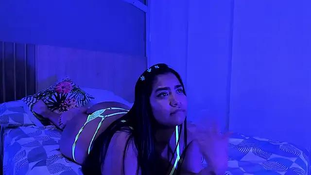 hannnasmith — fingers in my asshole