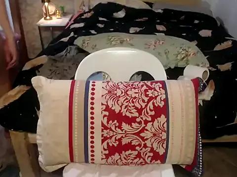 Hebefemme on StripChat