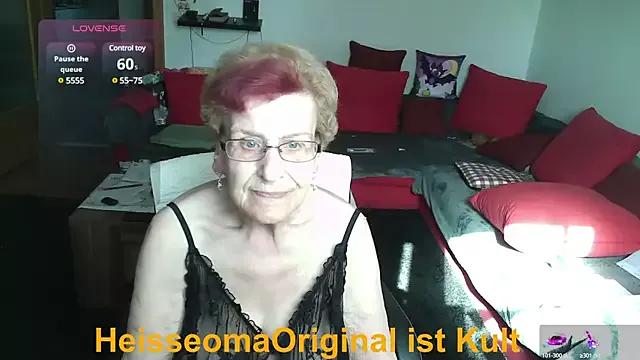 Freechat HeisseomaOriginal on StripChat