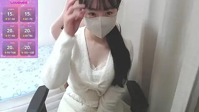 Freechat hinako08 on StripChat