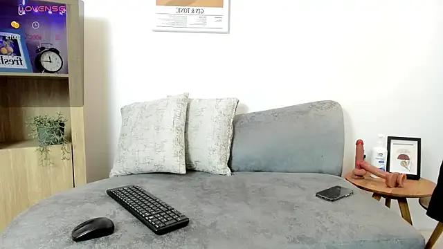 Freechat Honeymoon_sariel on StripChat