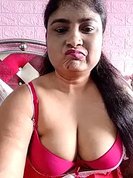 hornyriyanka on StripChat