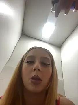 hotamanda01 on StripChat