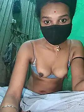 Hoty_girl_143 on StripChat