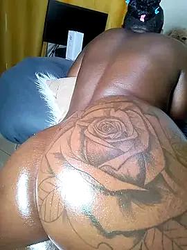 StripChat Hugemassivebootie is Freechat Hugemassivebootie — CUMSHOW