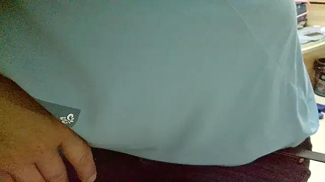 huzi518 on StripChat