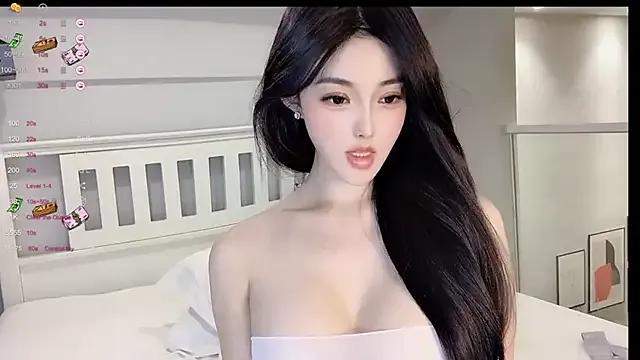 Irene--- on StripChat