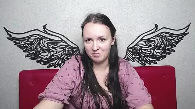 IsabelBlackberry on StripChat