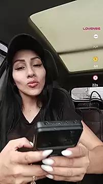 Isabellitasexi38 on StripChat