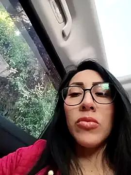 Isabellitasexi38 on StripChat